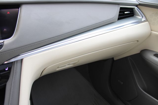 Used 2019 Blue Cadillac Luxury image 21