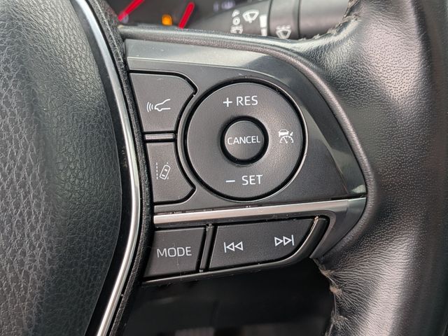 2020 Toyota Camry - Image 21