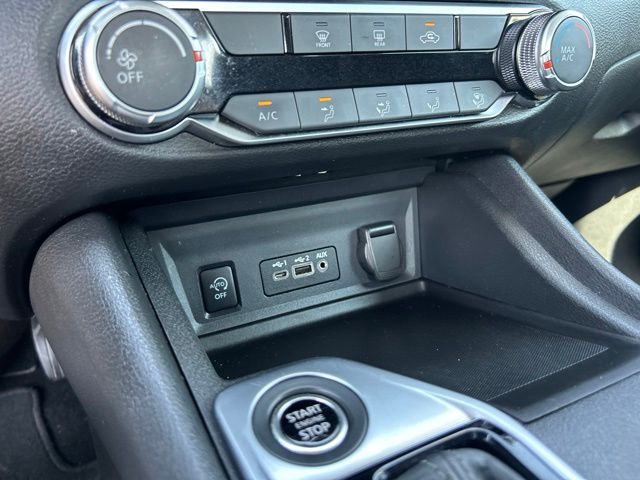 Used 2024 Nissan Sentra Sedan