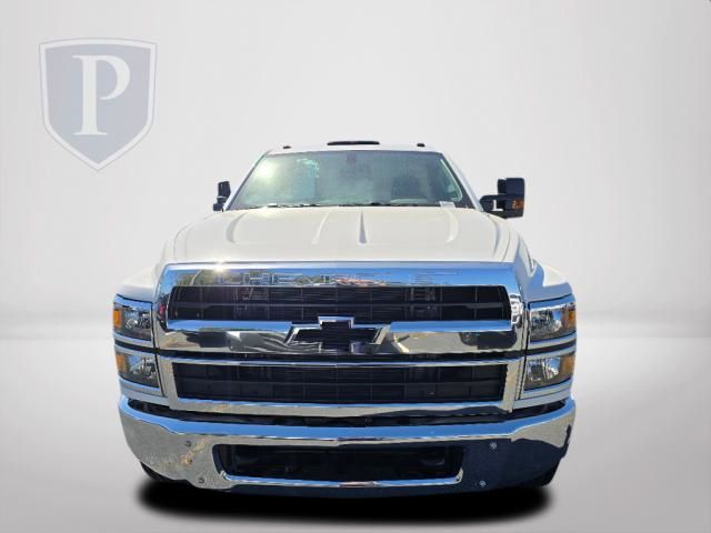 2024 Chevrolet Silverado 4500HD Work Truck 12