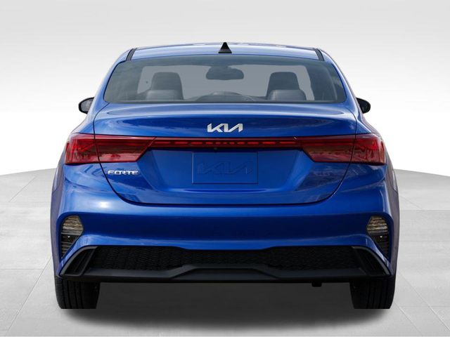 2024 Kia Forte LXS 13