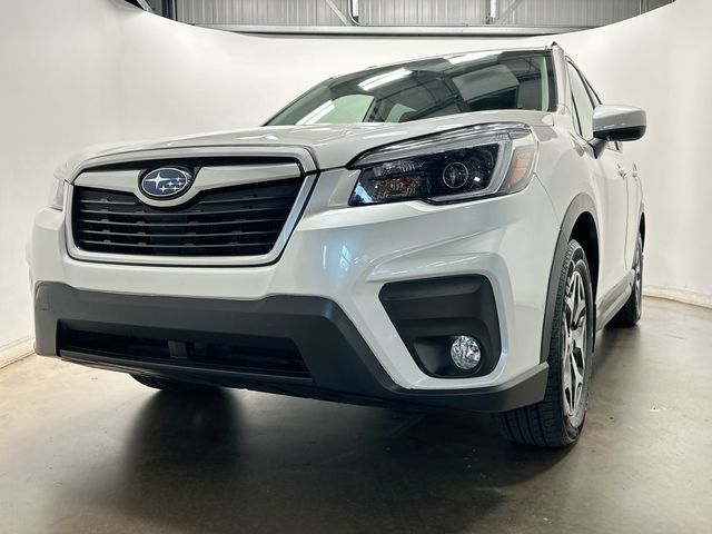 2021 Subaru Forester Premium White at Spitzer Acura
