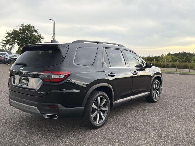 Used 2025 Honda Pilot SUV