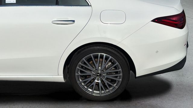 Used 2025  Mercedes-Benz CLA 250 image 37