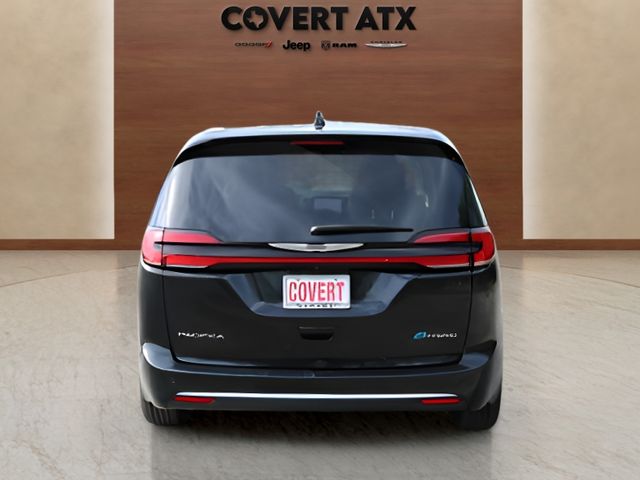 Used Car 2024 Chrysler Pacifica Hybrid  Select For Sale Under $30,000 In Austin, Texas