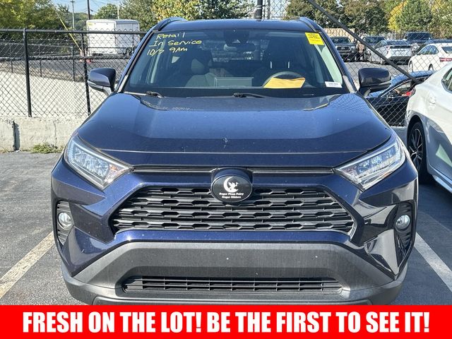 2020 Toyota RAV4 XLE 2