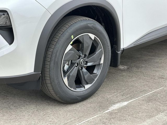 2026 Nissan Rogue SV - Photo 18