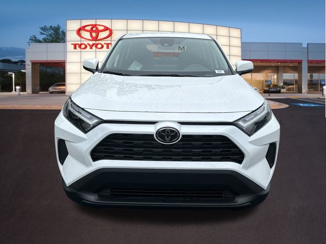 2024 Toyota RAV4 LE 22