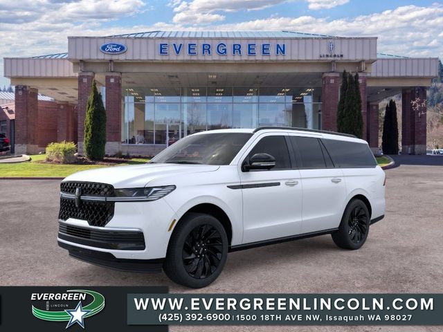 Star White Metallic Tri-Coat 2026 Lincoln Navigator SUV / Crossover Four-Wheel Drive Automatic