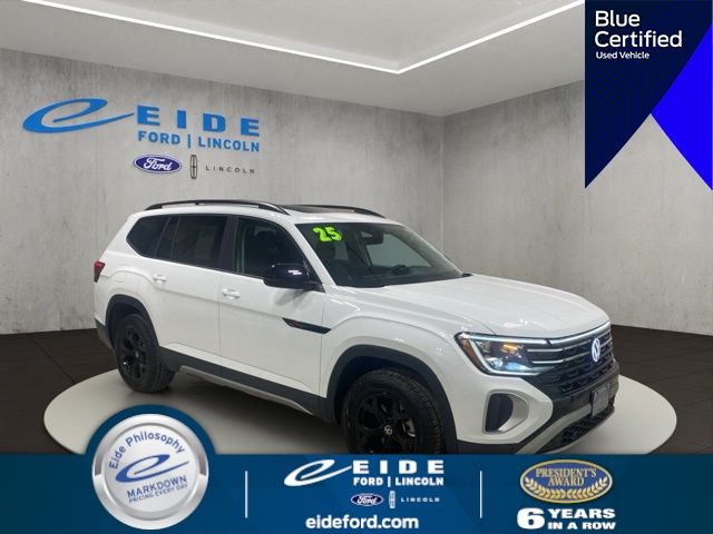 2025 Volkswagen Atlas Peak Edition 4Motion