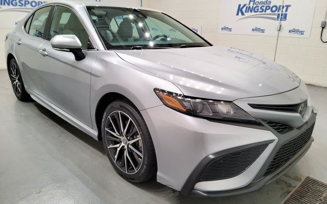 View vehicle photo 2