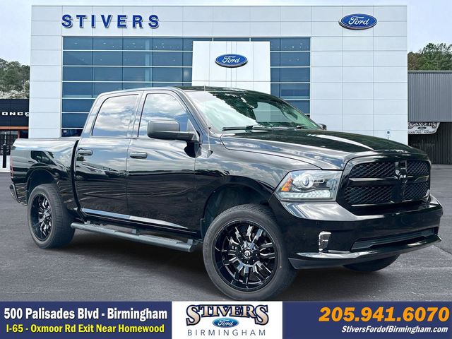  2014 RAM 1500 Express Crew Cab 4WD   