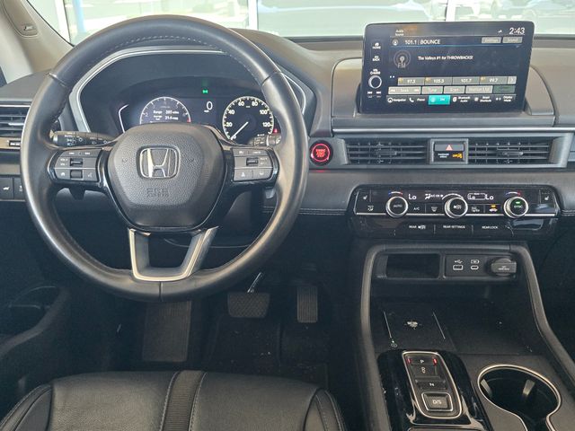 Certified Used 2023 Platinum White Honda Touring image 15
