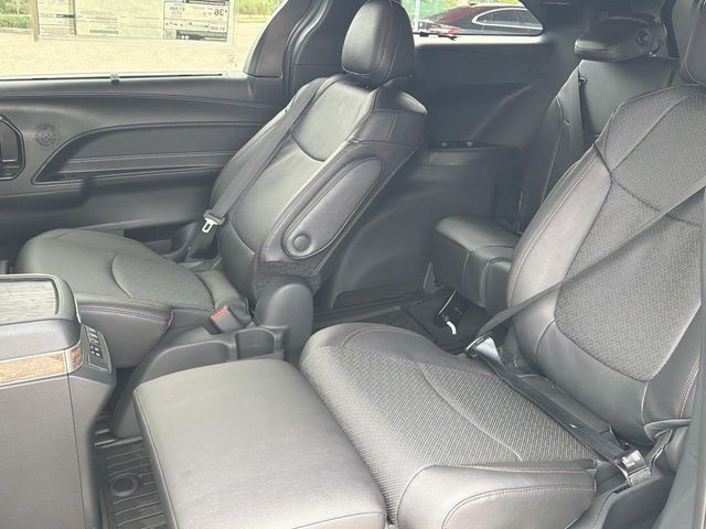 New 2026 Toyota Sienna Van