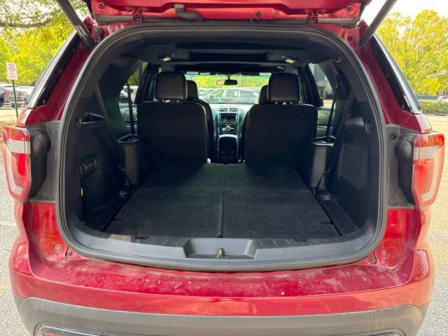 Used 2016 Red Ford Sport image 19