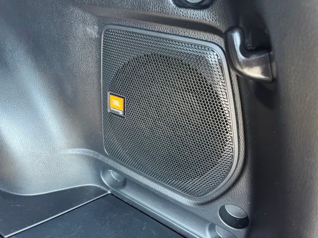 2018 Toyota RAV4 SE - Photo 11