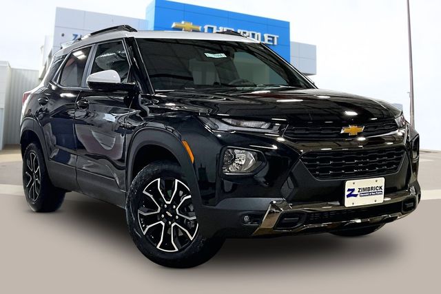 Mosaic Black Metallic 2023 Chevrolet Trailblazer SUV / Crossover Four-Wheel Drive 9-Speed Automatic