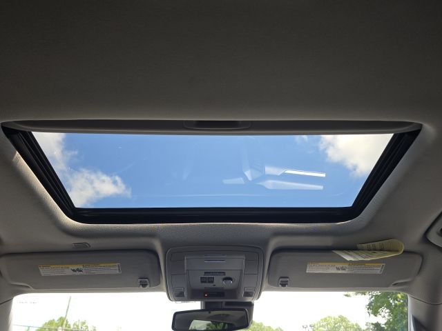 Photo of 2019 GMC Yukon SLT in Dallas, GA - 44,  2019 GMC Yukon SLT:42465B