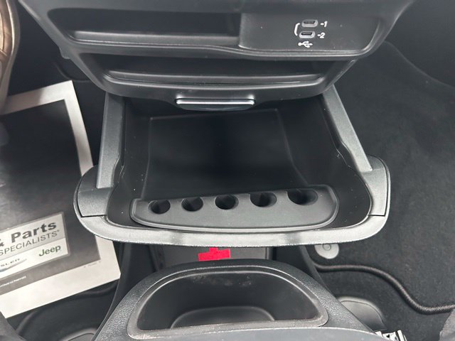New 2026 Chrysler Pacifica Van
