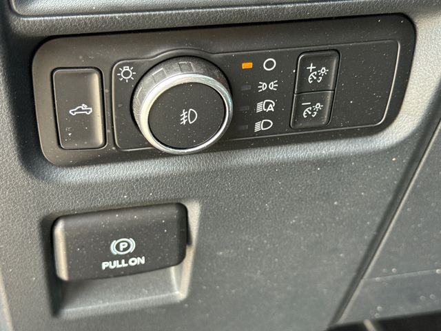 Used 2022 Red Ford XLT image 22