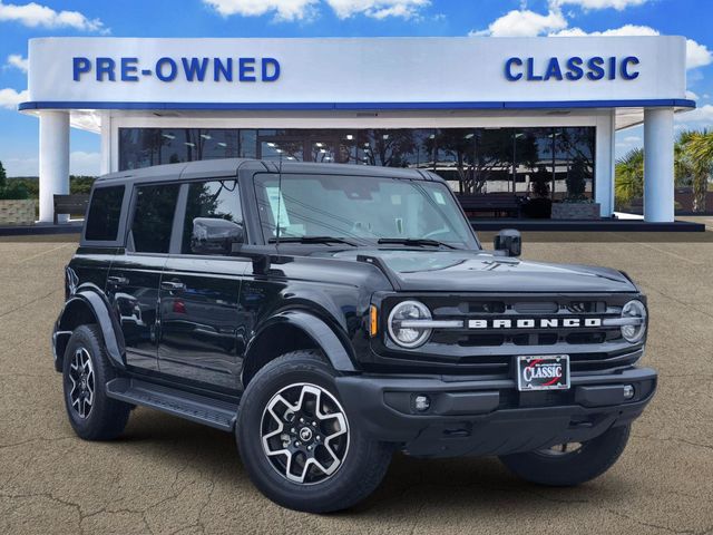 2025 Ford Bronco Outer Banks Black at Bayway Cadillac Southwest