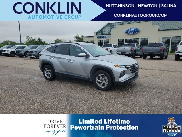 Shimmering Silver 2024 Hyundai Tucson SEL Fleet AWD SUV / Crossover All-Wheel Drive 8-Speed Automatic
