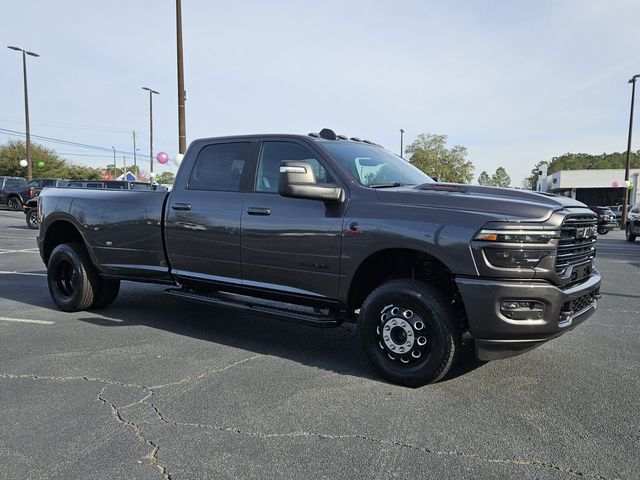 2026 Ram 3500 Laramie Crew Cab 4x4 8' Box