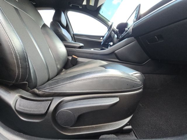 2021 Kia K5 GT-Line:B02116A