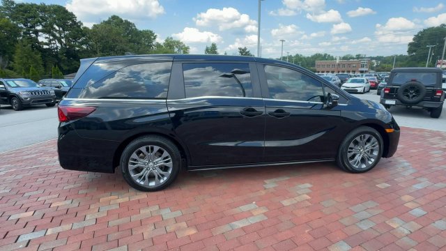 Used 2025 Honda Odyssey Van