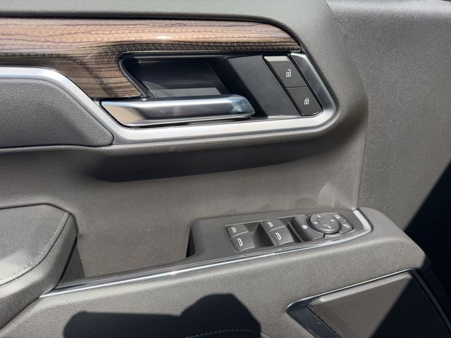 2026 Chevrolet Silverado 1500 RST - 11