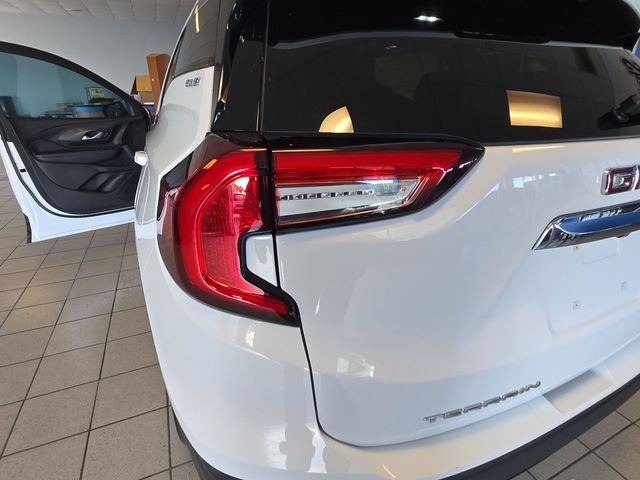 Used 2022 GMC Terrain SUV