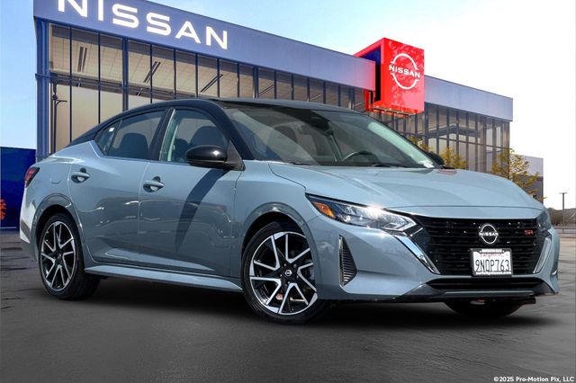 2024 Nissan Sentra SR CVT's photo