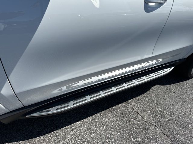 2026 Mercedes-Benz GLE GLE 450 White at Bob King Buick GMC