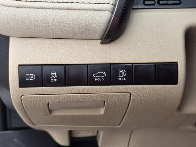2020 Toyota Camry XLE photo