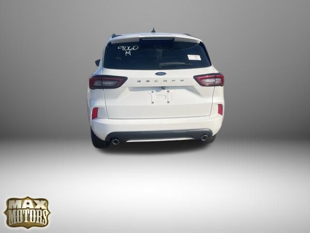 2024 Ford Escape ST-Line 5