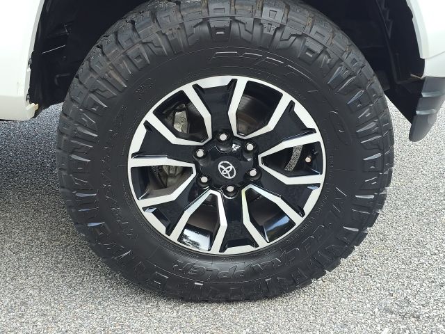 2021 Toyota Tacoma TRD Sport:47013A