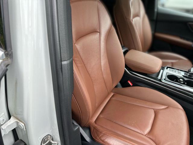 2020 Audi Q7 55 Premium White at Sutliff Volkswagen