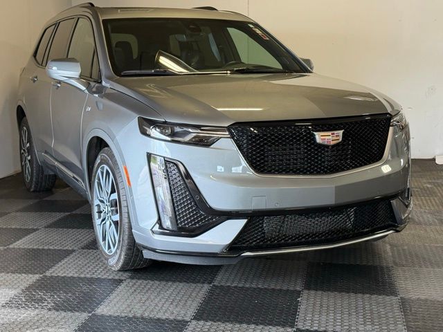 2024 Cadillac XT6 Sport photo