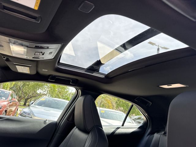 2025 Lexus UX - $37,998