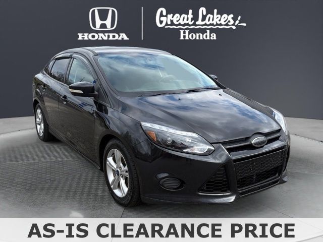 Tuxedo Black Metallic 2014 Ford Focus SE Sedan Front-Wheel Drive 6-Speed Automatic