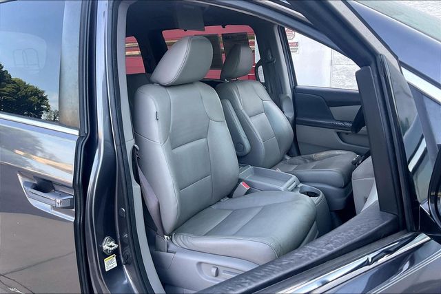 Used 2015 Honda Odyssey Van
