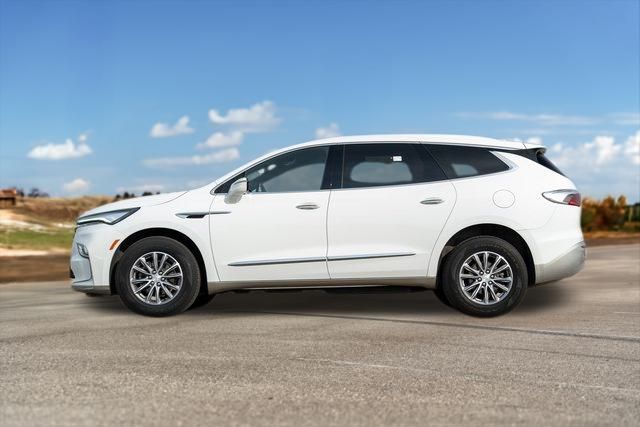 2022 Buick Enclave Essence 4