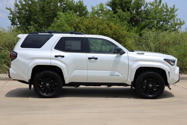 2026 Toyota 4Runner i-FORCE MAX Hybrid Platinum - 3