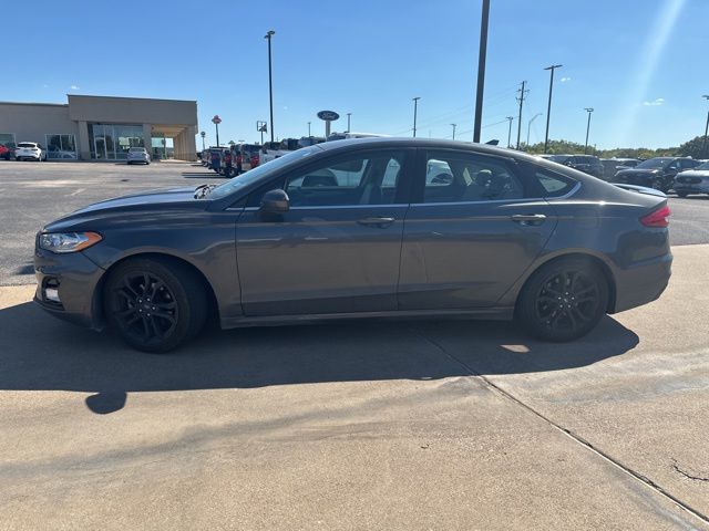 2020 Ford Fusion SE 2