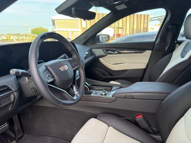 Used 2025 Black Cadillac Sport image 10