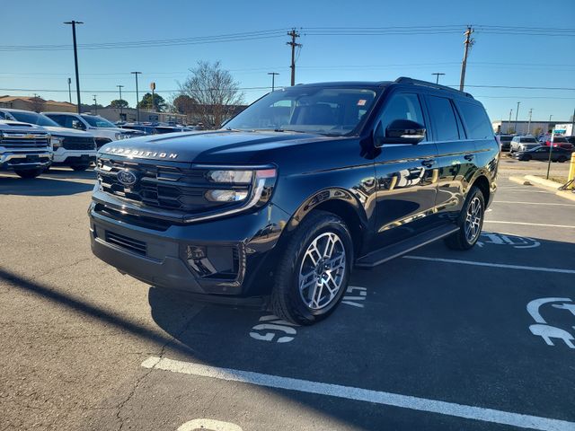 2025 Ford Expedition Active 4WD