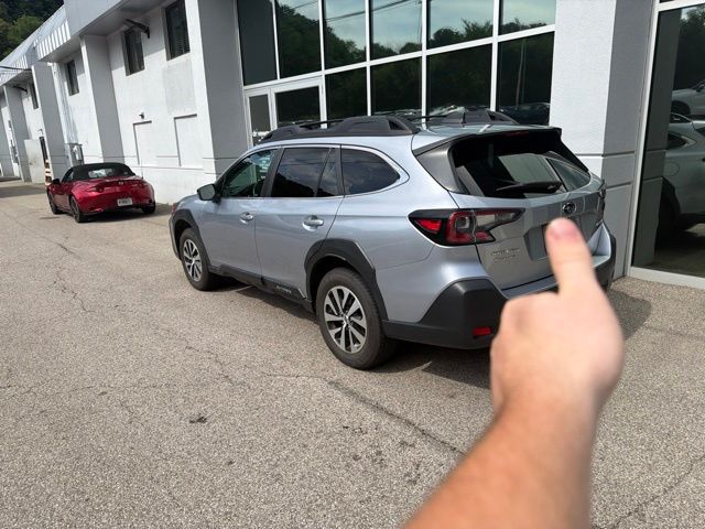 2024 Subaru Outback Premium Silver at Sutliff Volkswagen