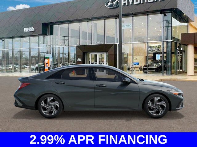 2025 Hyundai Elantra SEL Sport photo