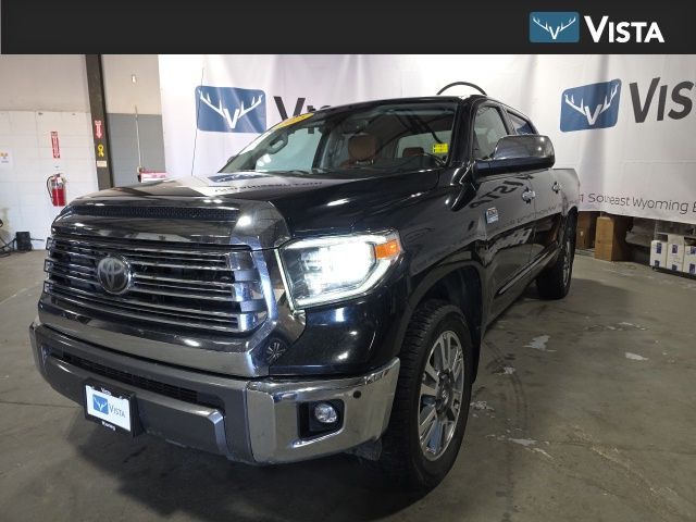 2018 Toyota Tundra Platinum CrewMax 5.7L 4WD