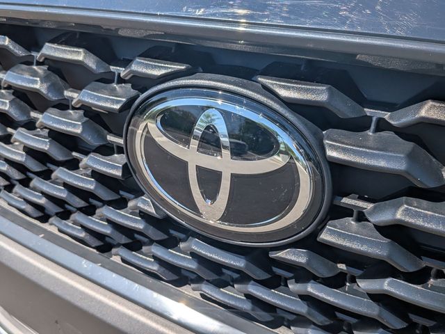 2024 Toyota Corolla Cross - Image 9